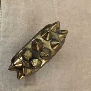Spike bracelet